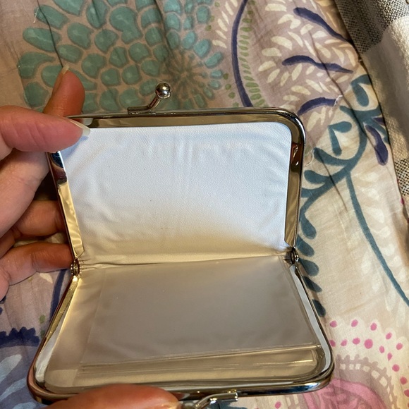 Cute little credit card wallet - Picture 3 of 3